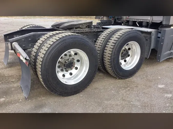 2024 Freightliner Cascadia 126