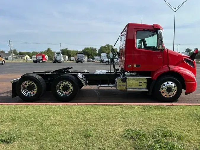 2022 VOLVO VNR300e99c07d2105c78cec97372399015154f