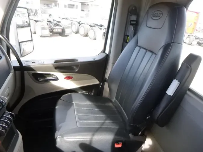 2023 Peterbilt 567e99e16ee2749811eb709864ab50555cf