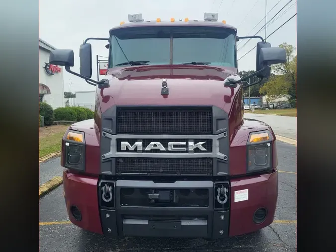 2020 MACK TRUCKS, INC. ANTHEM 64T