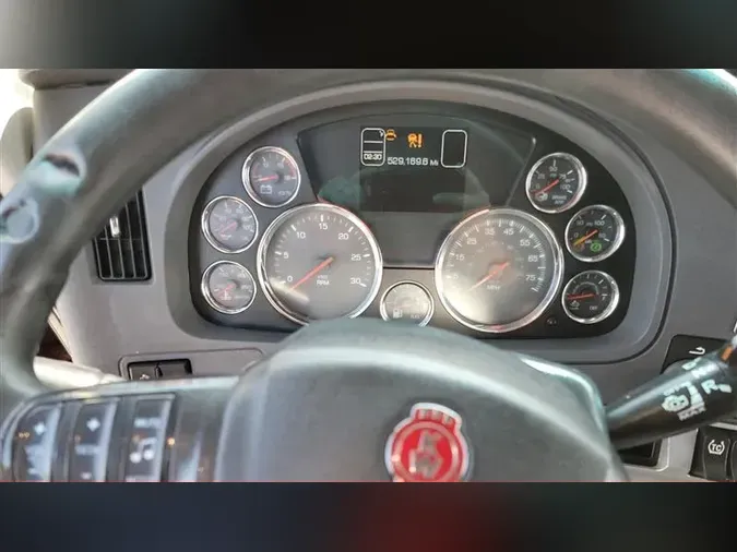 2021 KENWORTH T680