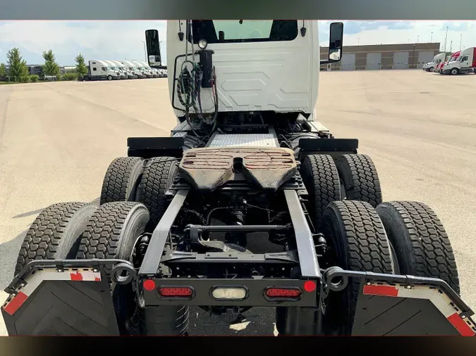 2019 INT LT625 6x4