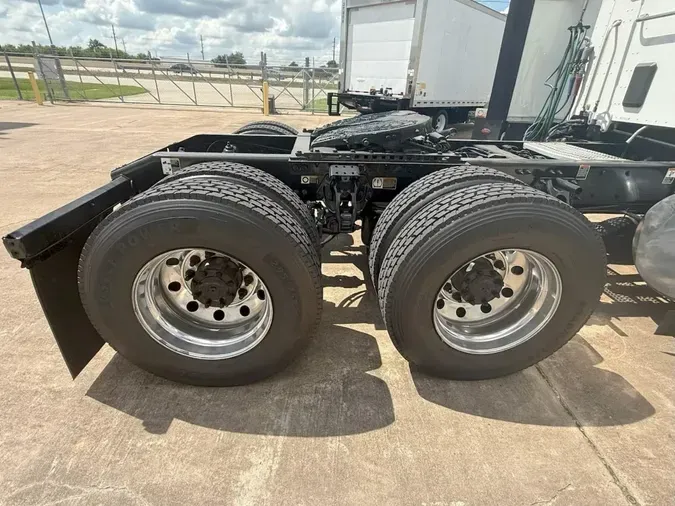 2021 Peterbilt 579