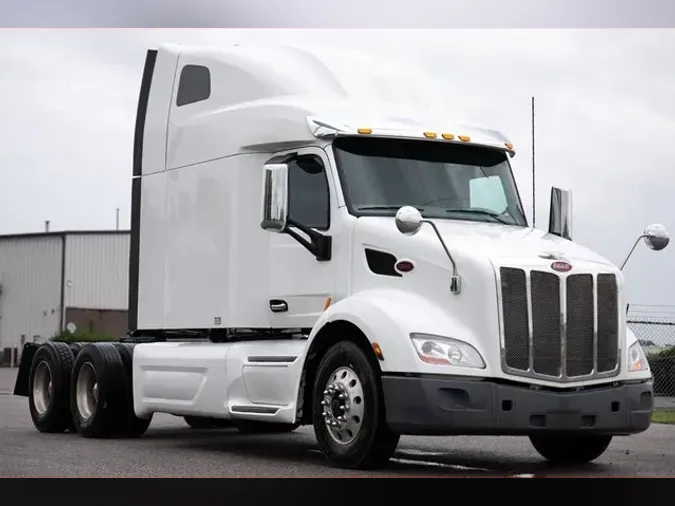 2022 PETERBILT 579