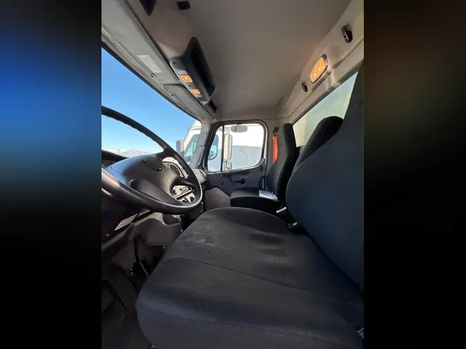 2020 FREIGHTLINER/MERCEDES M2 106e9ab7dfae0e912c467de10a43caf8b5f