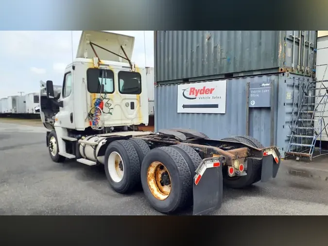 2017 FREIGHTLINER/MERCEDES CASCADIA 125