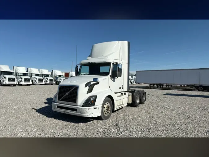 2018 Volvo VNL300