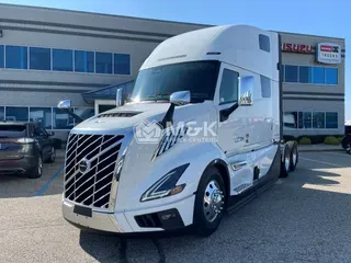 2026 VOLVO VNL64T860