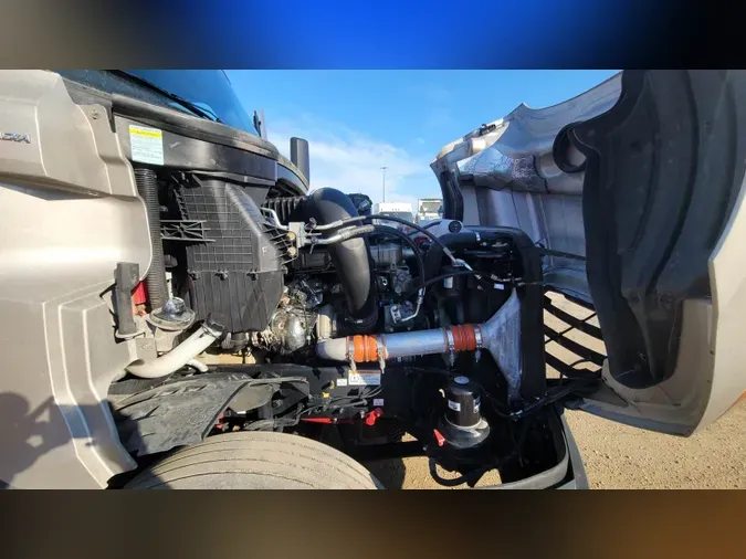 2024 Freightliner Cascadia 126