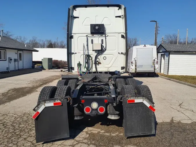 2020 FREIGHTLINER/MERCEDES NEW CASCADIA PX12664