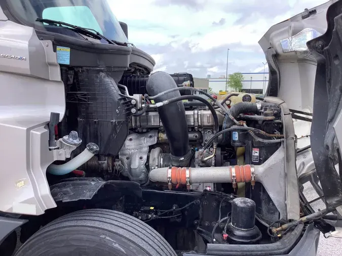 2019 Freightliner Cascadia 126e9b900d4a6f19cd4ae10ffac924d273c