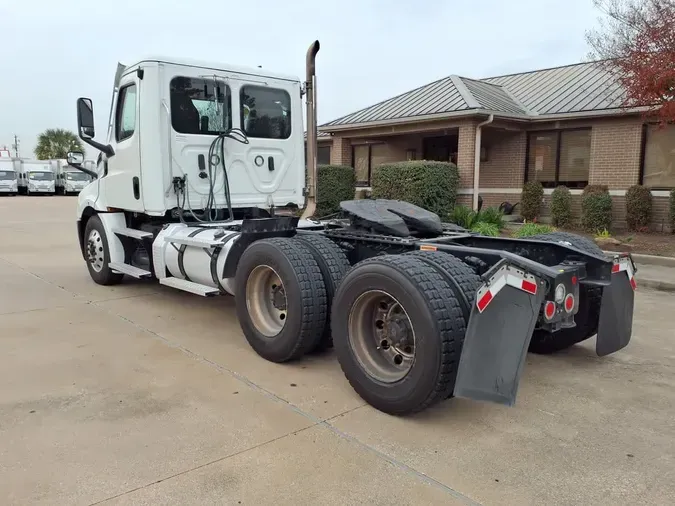 2020 FREIGHTLINER/MERCEDES NEW CASCADIA PX12664e9ba7e30cd247dfba9890c240456eb09