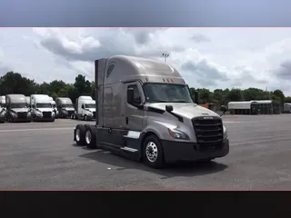 2023 Freightliner Cascadia 126