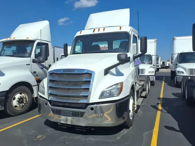2019 FREIGHTLINER NEW CASCADIA PX12664
