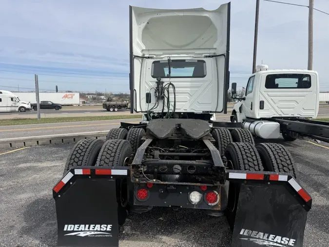 2022 International LT625e9c33619afbbd8d35a7b3184e60e65c4