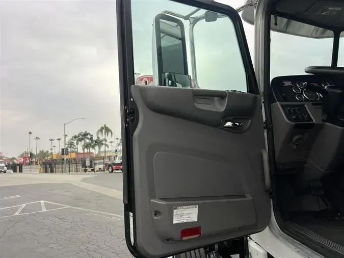 2018 Peterbilt 389