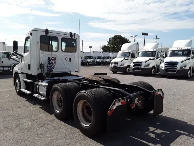 2019 FREIGHTLINER NEW CASCADIA PX12664