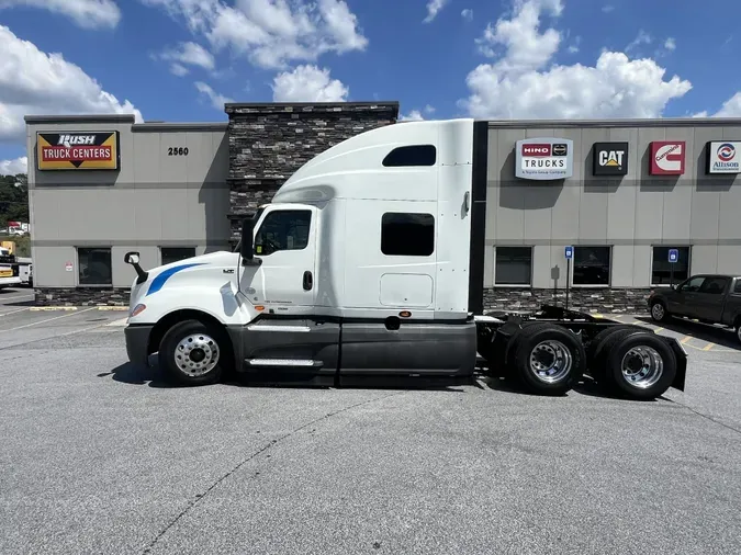 2021 International LT625