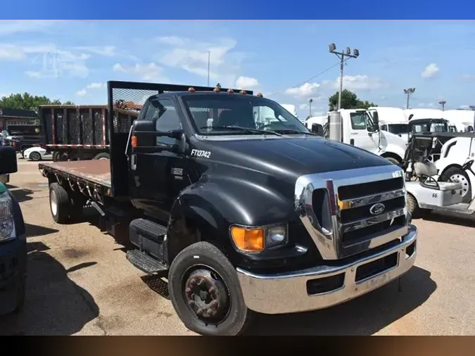 2011 FORD F650 SD