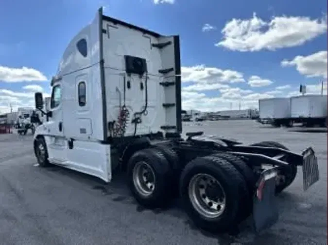 2018 FREIGHTLINER/MERCEDES CASCADIA 125