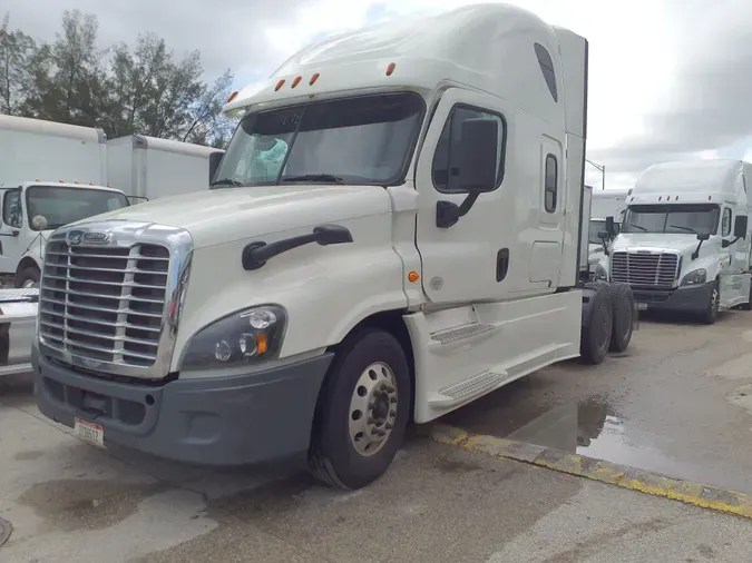 2019 FREIGHTLINER/MERCEDES CASCADIA 125