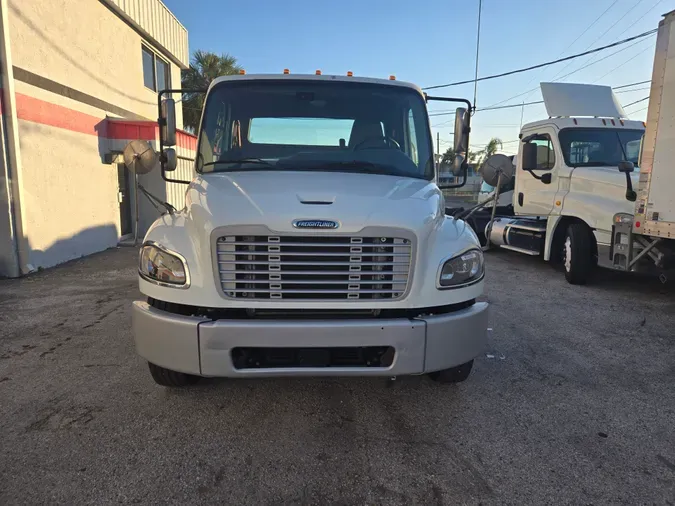 2019 FREIGHTLINER/MERCEDES M2 106