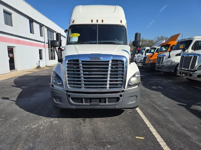 2020 FREIGHTLINER/MERCEDES CASCADIA 125