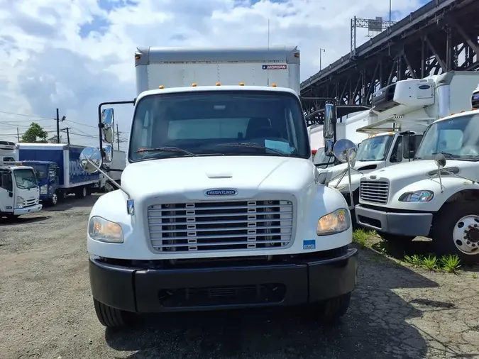 2016 FREIGHTLINER M2 106