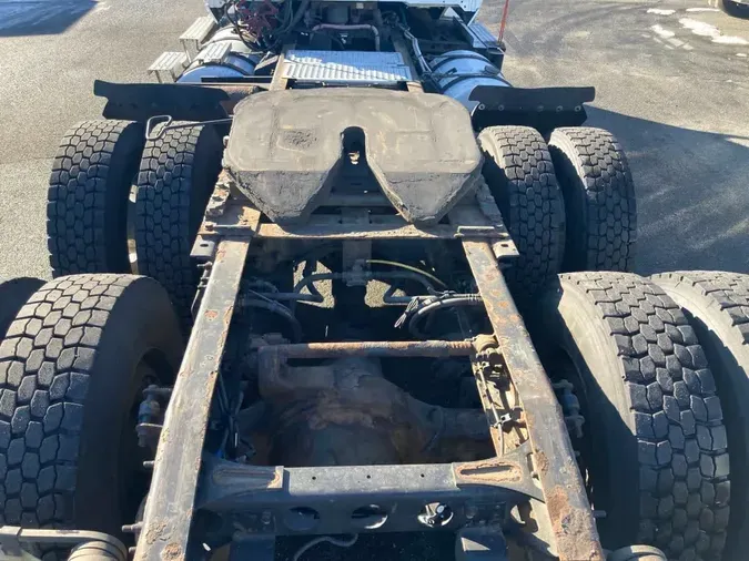 2019 NAVISTAR INTERNATIONAL LT625 DAYCAB T/A