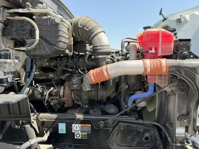 2020 Peterbilt 579e9da4124b821c0dfb4b8475b306ea763