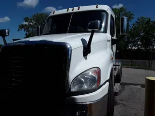 2018 FREIGHTLINER CASCADIA 125