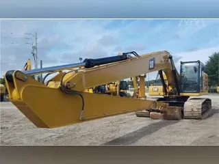 2019 CATERPILLAR 330L