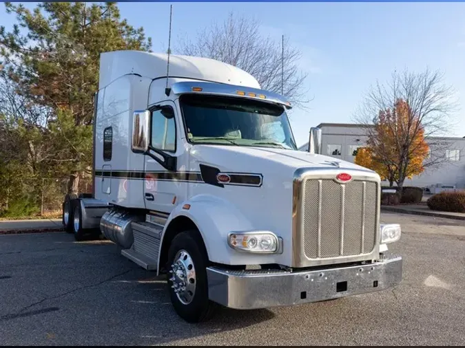 2021 PETERBILT 567