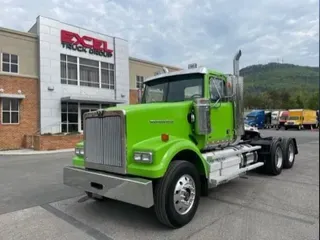 2014 WESTERN STAR 4900FA