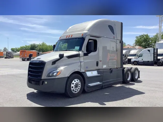 2024 Freightliner Cascadia