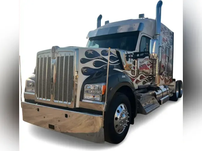 2023 Kenworth W990e9e655298011f3e143d6a8aef7446973