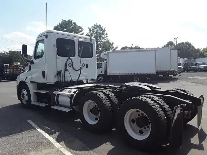 2020 FREIGHTLINER/MERCEDES NEW CASCADIA PX12664e9e6eaceb94395bb2699ca9a80efa0ea