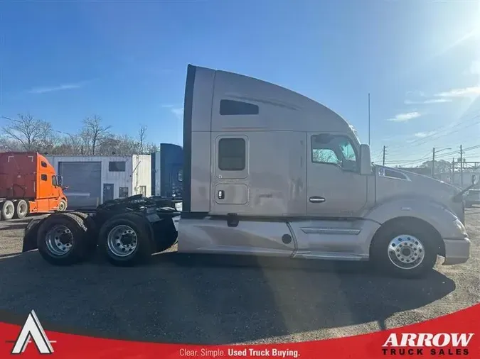 2021 KENWORTH T680