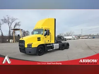 2022 MACK AN64T