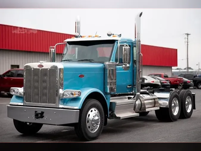 2025 PETERBILT 589e9ecf1af036ca649370899b89f5db693