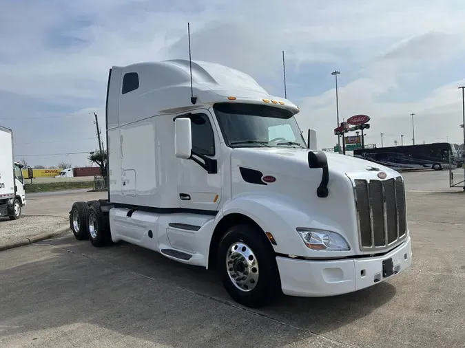 2022 Peterbilt 579