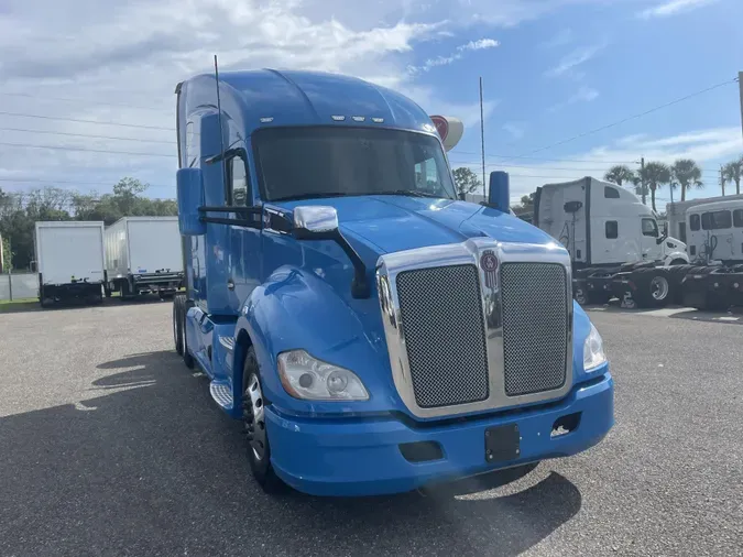 2021 Kenworth T680