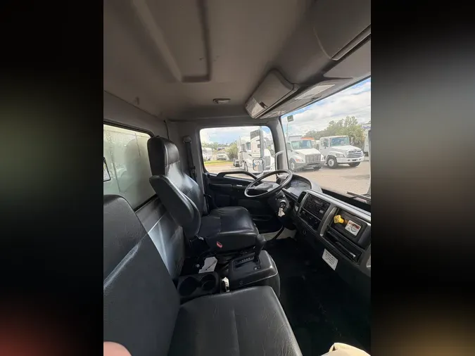 2020 Hino 268A