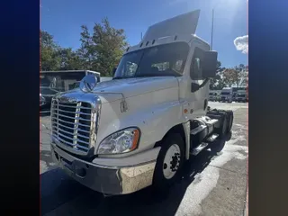 2018 FREIGHTLINER/MERCEDES CASCADIA 125
