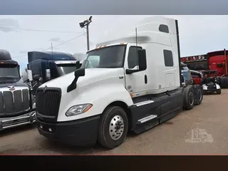 2021 INTERNATIONAL LT