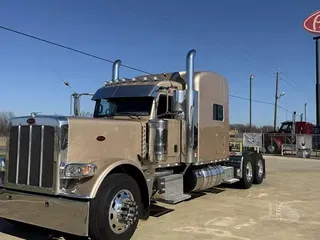 2019 PETERBILT 389