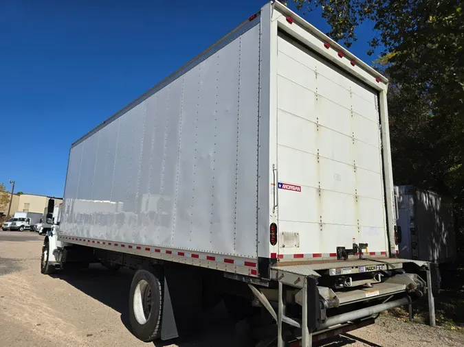 2018 FREIGHTLINER/MERCEDES M2 106