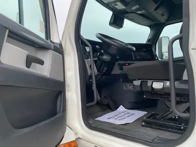 2020 Freightliner Cascadia