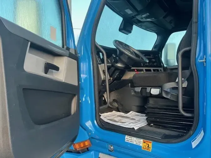 2022 Freightliner Cascadia