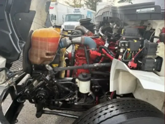 2019 NAVISTAR INTERNATIONAL 4300